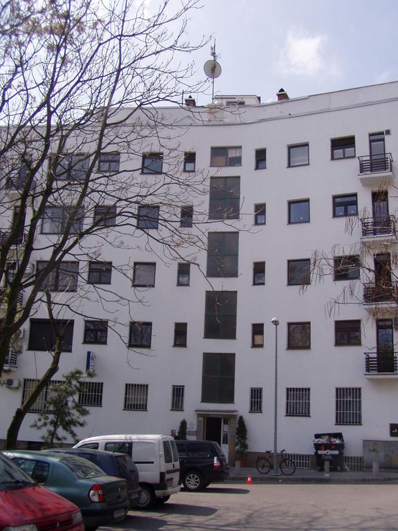 Red Apartment Bratislava Exterior photo